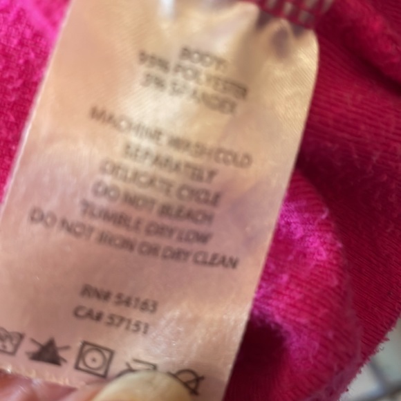 Calvin Klein - Picture 9 of 9